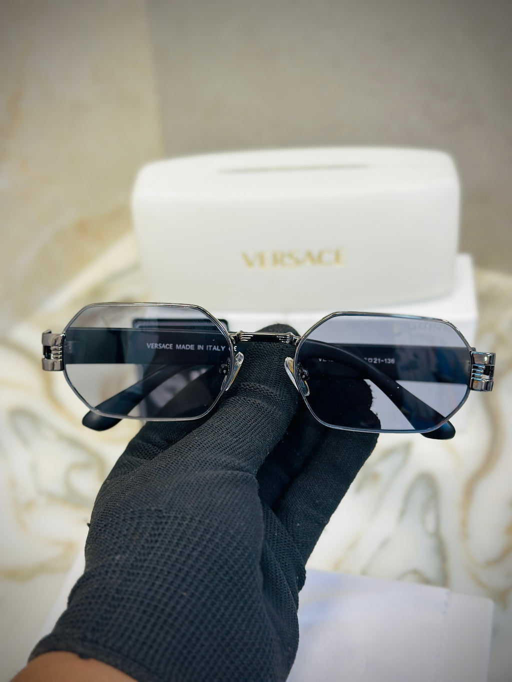 Vasarce Framless Sunglasses