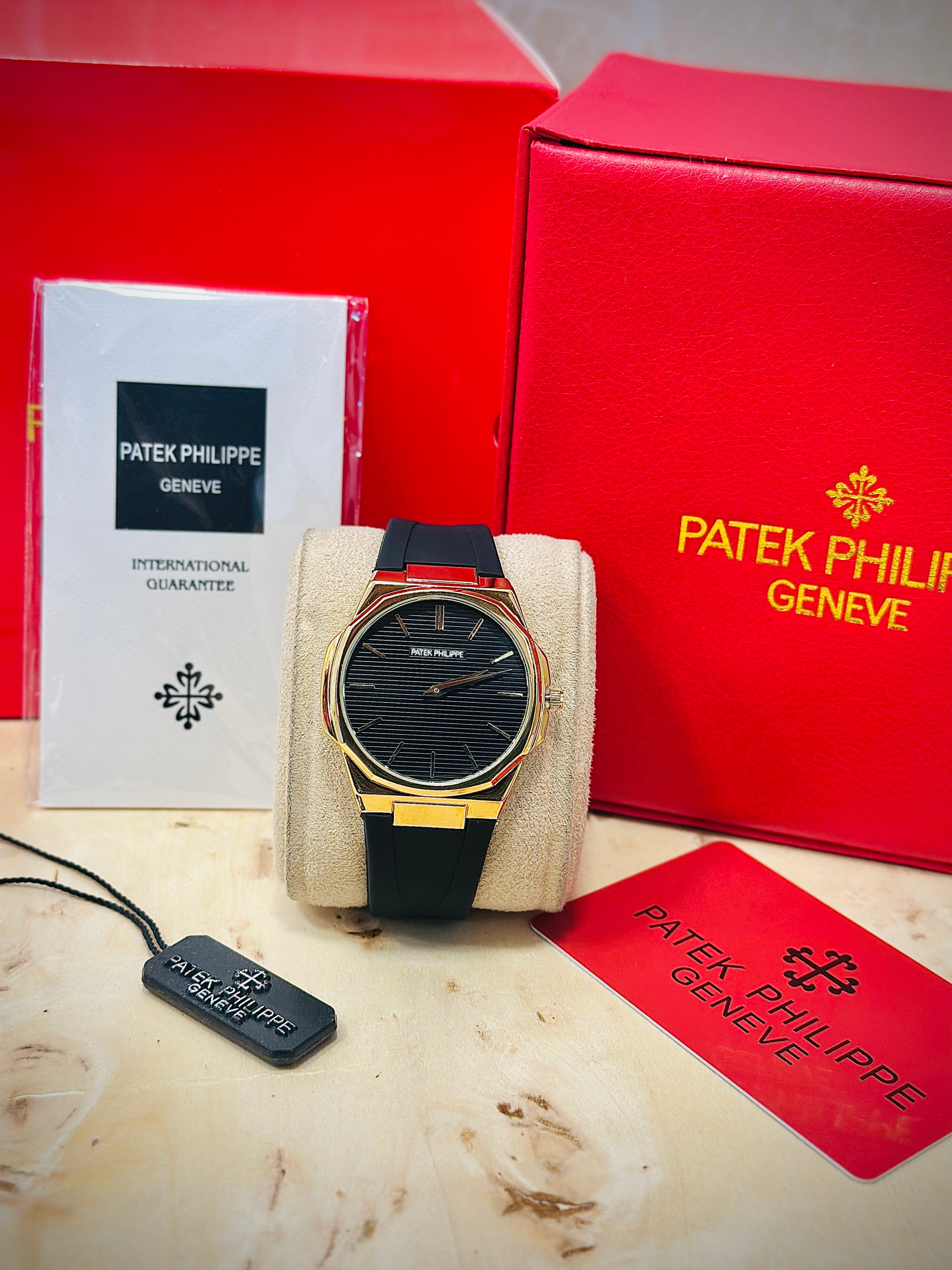 Patek Philippe Round Shape Silicone Belt Men’s